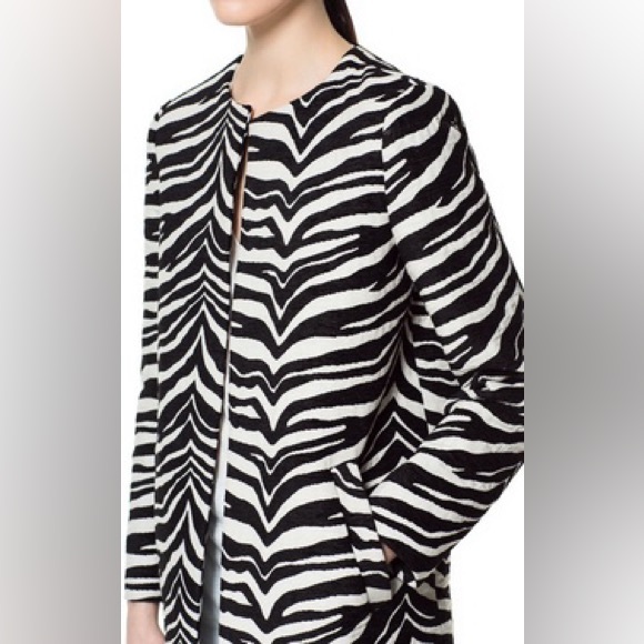 ZARA ZEBRA PRINT COAT - Picture 3 of 9